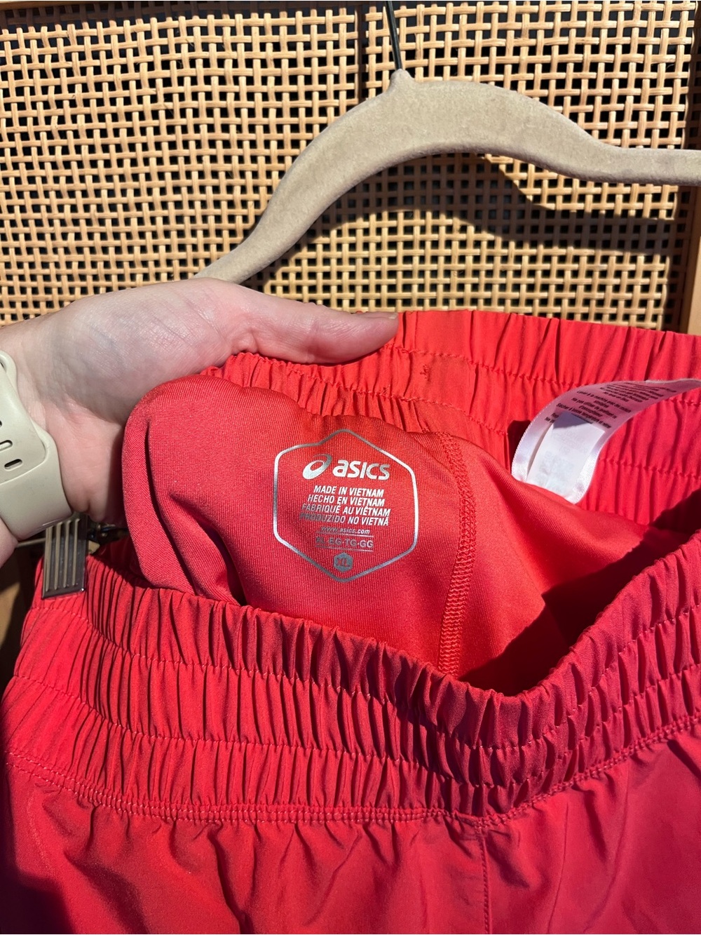 Asics Women’s XL Athletic Shorts NWOT - Picture 6 of 6